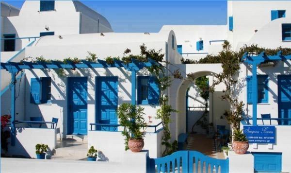 Semprou Rooms Perissa  Exterior photo